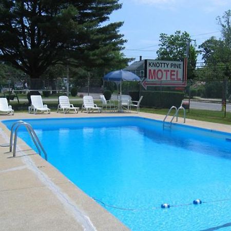 Knotty Pine Motel Salisbury Zewnętrze zdjęcie