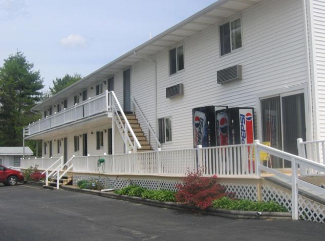 Knotty Pine Motel Salisbury Zewnętrze zdjęcie